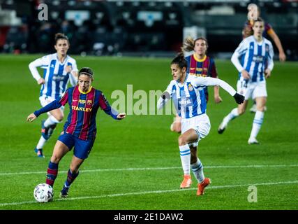 6 janvier 2021 ; Camp Nou, Barcelone, Espagne. La Liga Womens League football FC Barcelona contre RCD Espanyol; Aitana sur le ballon pendant le match de la Liga Iberdrola Banque D'Images
