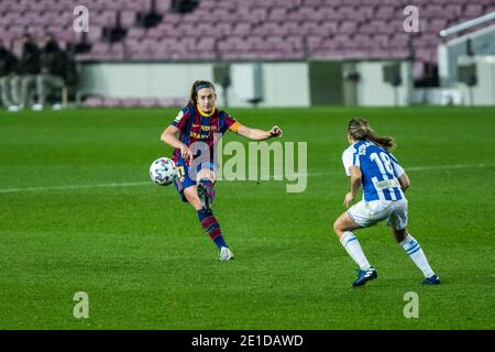 6 janvier 2021 ; Camp Nou, Barcelone, Espagne. La Liga Womens League football FC Barcelona contre RCD Espanyol; Alexia Putellas traverse pendant le match de la Liga Iberdrola Banque D'Images