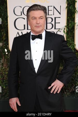 Alec Baldwin arrive pour la 68e cérémonie annuelle des Golden Globe Awards, qui s'est tenue à l'hôtel Beverly Hilton de Los Angeles, CA, Etats-Unis, le 16 janvier 2011. Photo de Lionel Hahn/ABACAUSA.COM Banque D'Images