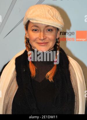 Julie Ferrier pose à un photocall lors de la 14e cérémonie d'ouverture du Festival du film de l'Alpe d'Huez, à l'Alpe d'Huez, en France, le 18 janvier 2011. Photo de Jeremy Charriau/ABACAPRESS.COM Banque D'Images