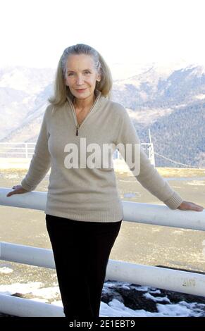 Marie-Christine Adam pose lors du 13ème Festival du film de télévision de Luchon à Luchon, France, le 11 février 2011. Photo de Patrick Bernard/ABACAPRESS.COM Banque D'Images