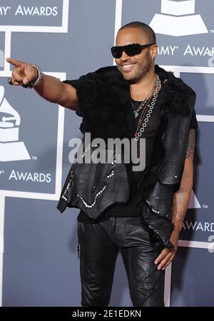 Lenny Kravitz arrive à la 53e Grammy Awards annuels, qui a eu lieu au Staples Center de Los Angeles, en Californie, le 13 février 2011. Photo de Lionel Hahn/ABACAPRESS.COM Banque D'Images