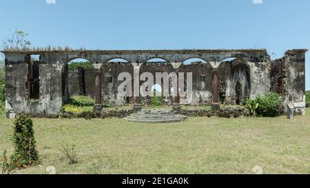 Ruines d'Antiguo Cafetal l'une des plus anciennes fermes de café de Cuba, près d'Angerona, Cuba. Banque D'Images