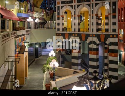 Centre commercial Horton Plaza, 324 Horton Plaza, San Diego, Californie, États-Unis. Terminé en 1985. Banque D'Images