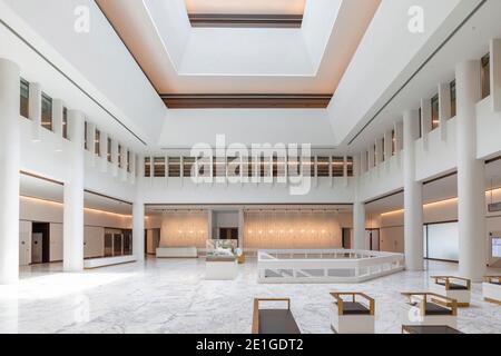 Judong Town Hall était le siège social de la Judong Town Corporation (JTC). La structure brutaliste se compose de deux blocs horizontaux de cinq étages Banque D'Images