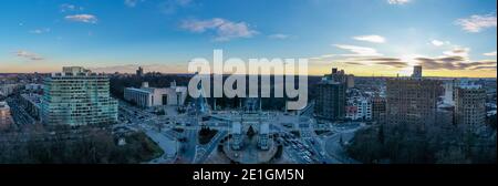 Vue aérienne de l'arche de Triumphal sur la Grand Army Plaza à Brooklyn, New York Banque D'Images