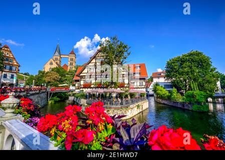 Vue sur le restaurant le plus populaire d'Esslingen am Neckar, une ville de la région de Stuttgart dans le Bade-Wurtemberg, en Allemagne. Photo prise le 27 août Banque D'Images