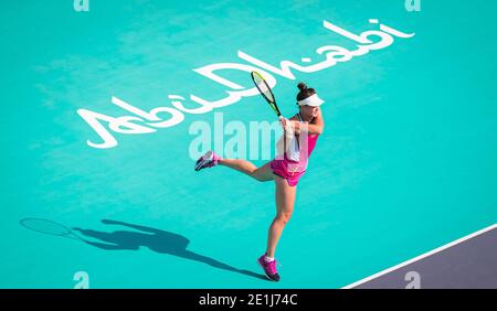 Abu Dhabi, Émirats arabes Unis. 6 janvier 2021. Veronika Kudermetova de Russie en action contre Anet Kontaveit d'Estonie lors de la première partie du tournoi de tennis WTA 2021 ouvert à Abu Dhabi 500 le 6 janvier 2021 à Abu Dhabi, Émirats arabes Unis - photo Rob Prange / Espagne DPPI / DPPI / LM crédit: Paola Benini/Alamy Live News Banque D'Images