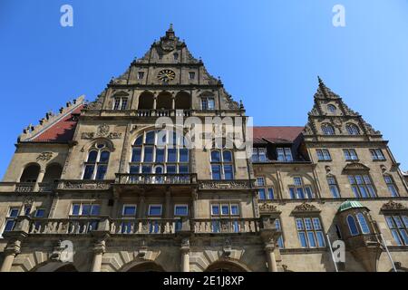 Détails de l'hôtel de ville Rathaus à Bielefeld, Allemagne. Banque D'Images