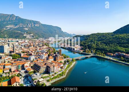 Lecco, Lac de Côme, Italie, vue aérienne panoramique de la ville Banque D'Images