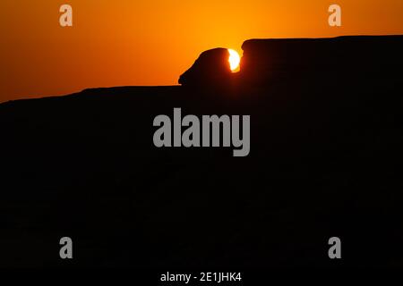 Buraydah, Arabie Saoudite. 07 janvier 2021. Coucher de soleil paysage pendant la 5ème étape du Dakar 2021 entre Riyad et Buraydah, en Arabie Saoudite le 7 janvier 2021 - photo Florent Gooden/DPPI/LM crédit: Gruppo Editoriale LiveMedia/Alay Live News Banque D'Images