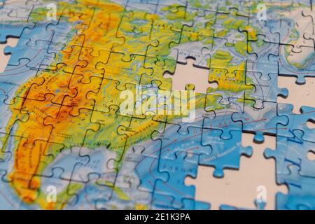 Puzzle de la carte de l'Amérique du Nord. Contexte touristique Banque D'Images