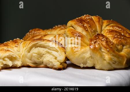 Petits pains traditionnels turcs. Pâtisserie turque traditionnelle. Concept de cuisine délicieuse Banque D'Images