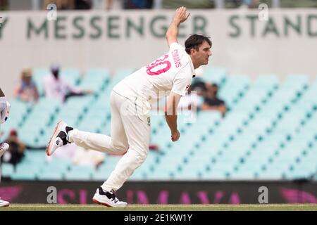 Sydney, Australie. 08 janvier 2021. Pat Cummins, d'Australie, s'est mise à l'épreuve lors du 3e test international entre l'Australie et l'Inde au Sydney Cricket Ground, Sydney, Australie, le 8 janvier 2021. Photo de Peter Dovgan. Utilisation éditoriale uniquement, licence requise pour une utilisation commerciale. Aucune utilisation dans les Paris, les jeux ou les publications d'un seul club/ligue/joueur. Crédit : UK Sports pics Ltd/Alay Live News Banque D'Images