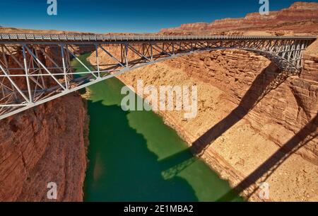 Nouveau pont Navajo sur Marble Canyon du Colorado, près de la ville de Marble Canyon, Arizona, USA Banque D'Images