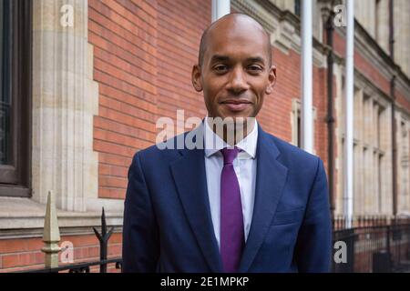 Chuka Umunna, députée de Streatham, à Westminster. Portrait, sourire. Banque D'Images