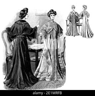 Dames Fashion 1907, longues et élégantes lignes pour la robe de chambre d'intérieur, complété avec Gibson fille coiffure, vue frontale et arrière Banque D'Images