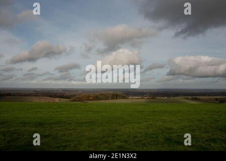 Kingsclere Downs Prairie Rolling Hills point de vue près de Kings Hampshire Banque D'Images