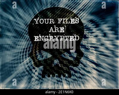 Vos fichiers sont cryptés, Ransomware Skull sur fond binaire Banque D'Images