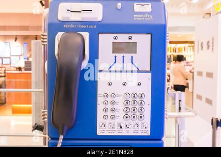 Téléphone public fixe à l'aéroport Banque D'Images