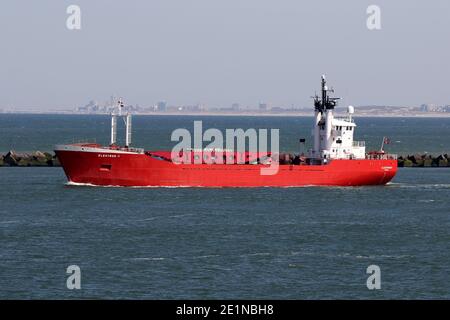 L'ancien cargo Elektron II quittera le port de Rotterdam le 18 septembre 2020. Banque D'Images