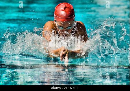 Photo de la natation femme Banque D'Images