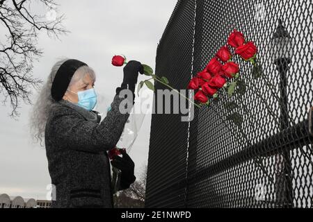 Washington, États-Unis. 08 janvier 2021. Le président Donald Trump s'exprime lors d'un sommet sur le vaccin contre la vitesse de l'opération Warp à l'Auditorium de la Cour du Sud de l'immeuble Eisenhower de la Maison Blanche le 8 décembre 2020 à Washington. (Photo d'Oliver Contreras/SIPA USA) Credit: SIPA USA/Alay Live News Banque D'Images