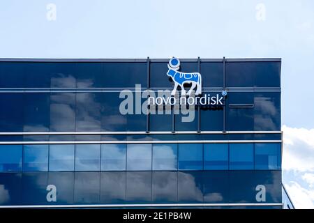 Mississauga, on, Canada - 19 septembre 2020 : fermer l'enseigne Novo Nordisk sur le bâtiment. Banque D'Images