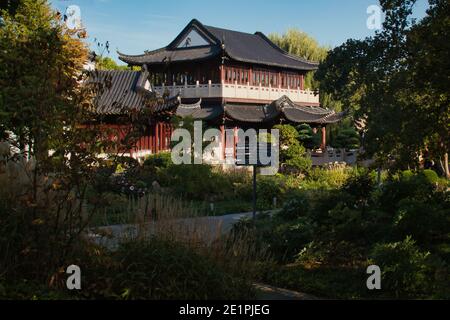 Maison de thé chinois à Luisenpark à Mannheim, Allemagne. Banque D'Images