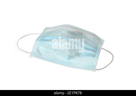 Masque de protection contre les coronavirus isolé sur fond blanc. Banque D'Images