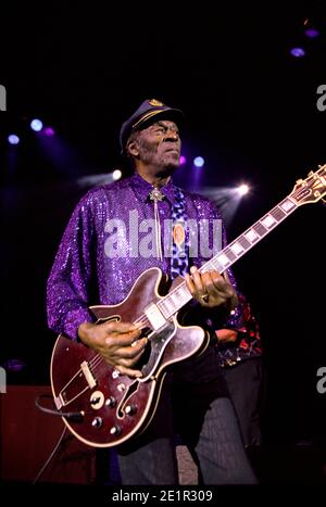 Chuck Berry en concert au Shepherds Bush Empire à Londres, Royaume-Uni. 9 juin 2002 Banque D'Images