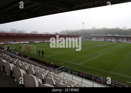 Vue générale des stands vides à l'intérieur du stade Lamex, avant le troisième tour de la coupe Emirates FA au stade Lamex, Stevenage. Banque D'Images