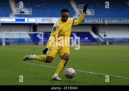 Londres, Royaume-Uni. 09e janvier 2021. Kenny Tete de Fulham en action pendant le match. Emirates FA Cup, 3e tour de match, Queens Park Rangers v Fulham au Kiyan Prince Foundation Stadium, Loftus Road à Londres le samedi 9 janvier 2021. Cette image ne peut être utilisée qu'à des fins éditoriales. Utilisation éditoriale uniquement, licence requise pour une utilisation commerciale. Aucune utilisation dans les Paris, les jeux ou les publications d'un seul club/ligue/joueur. photo par Steffan Bowen/Andrew Orchard sports photographie/Alay Live news crédit: Andrew Orchard sports photographie/Alay Live News Banque D'Images