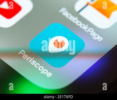 Icône de l'application Periscope sur l'écran de l'iPhone d'Apple. Periscope est une application de streaming vidéo en direct. Il a été acquis par Twitter avant son lancement en 2015. Banque D'Images