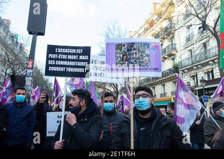 Paris, France. 09e janvier 2021. Mars en hommage à Sakine Cansiz, Fidan Dogan et Leyla Soylemez, trois militants kurdes assassinés à Paris en janvier 2013, à Paris, en France, le 09 janvier 2021. Les manifestants dénoncent l'impunité pour ces crimes et leur parrain, disent le président turc Erdogan. Photo par Pierrick Villette/avenir Pictures/ABACAPRESS.COM crédit: Abaca Press/Alay Live News Banque D'Images