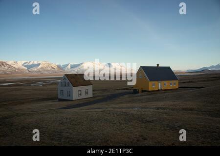 Vue panoramique sur les bâtiments traditionnels Musée Glaumbaer à Skagafjordur, dans le nord de l'Islande, en Europe, en hiver Banque D'Images