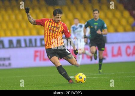 Benevento, Italie. 9 janvier 2021. Benevento, Italie, Stade Ciro Vigorito, 09 janvier 2021, Gianluca Lapadula (Benevento Calcio) pendant Benevento Calcio vs Atalanta BC - football italien série A Match Credit: Renato Olimpio/LPS/ZUMA Wire/Alay Live News Banque D'Images