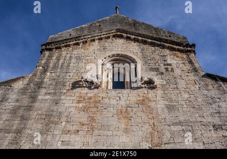 Sant Pere de Besalu, monastère bénédictin fondé en 977. La Garrotxa, Gérone, Catalogne, Espagne Banque D'Images