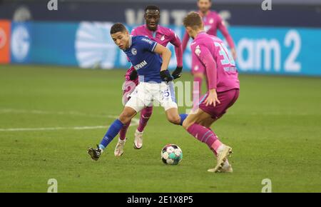 Gelsenkirchen, Allemagne. 09th Jan, 2021. Firo: 09.01.2021 Fuvuball: Soccer: 1er Bundesliga, saison 2020/21 FC Schalke 04 - TSG Hoffenheim 4: 0 duels, amine HAIRIT crédit: Jvºrgen Fromme/firosportphoto/pool | usage dans le monde entier/dpa/Alamy Live News Banque D'Images