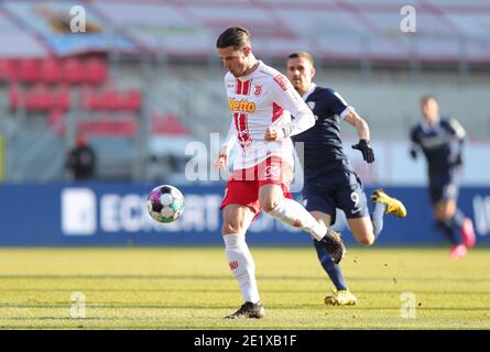 Ratisbonne, Allemagne. 10 janvier 2021. Firo: 10.01.2021, football, 2. Bundesliga, saison 2020/2021, 15e jour de match, Jahn Regensburg - VFL Bochum, Jan Elvedi, action individuelle | usage dans le monde crédit: dpa/Alay Live News Banque D'Images