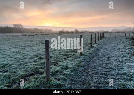 Paysage de lever de soleil dans la campagne anglaise Banque D'Images