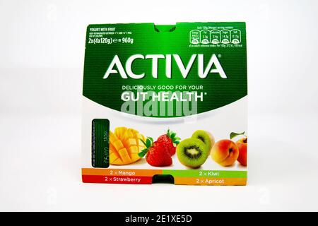 Activia yaourts aux fruits Banque D'Images