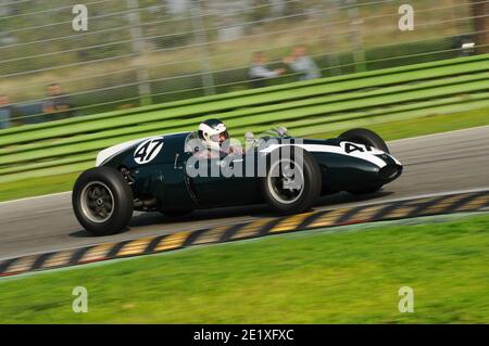 Imola Italie - 20 octobre 2012: Unknown conduire le Cooper T45 pendant la session d'entraînement sur le circuit Imola à l'événement Luigi Musso Historic GP 2012, Italie. Banque D'Images