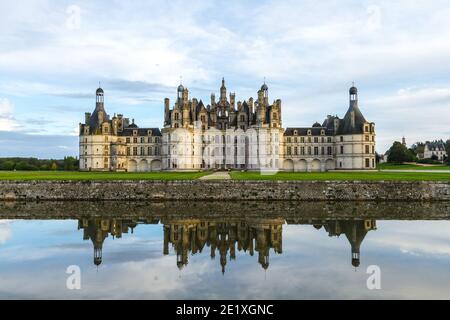 Heure d'or au château de Chambord Banque D'Images