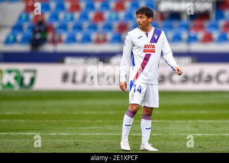 VALENCE, ESPAGNE - JANVIER 10: Takashi Inui de SD Eibar pendant le match de la Liga Santander entre Levante UD et SD Eibar à Estadi Ciutat de Valencia Banque D'Images