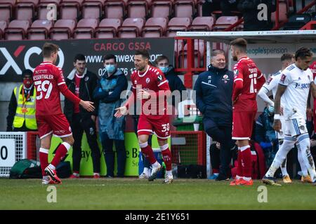 Crawley, Royaume-Uni. 10 janvier 2021. Mark Wright de Crawley Town entrer dans le champ de jeu pour remplacer Jake Hessenthaler de Crawley Town lors de la coupe FA 3ème partie entre Crawley Town et Leeds United, Le match se déroule à huis clos, sans partisans, en raison de l'actuel confinement du gouvernement pandémique COVID-19 au stade des pensions du peuple, à Crawley, en Angleterre, le 10 janvier 2021. Photo de Liam McAvoy/Prime Media Images. Crédit : Prime Media Images/Alamy Live News Banque D'Images