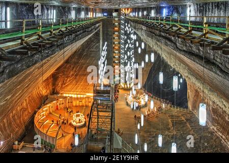 Salina Turda est une mine de sel près de Turda dans le comté de Cluj, Roumanie ouvert pour les visiteurs depuis 1992 et l'une des destinations les plus populaires au cours des dernières années FO Banque D'Images