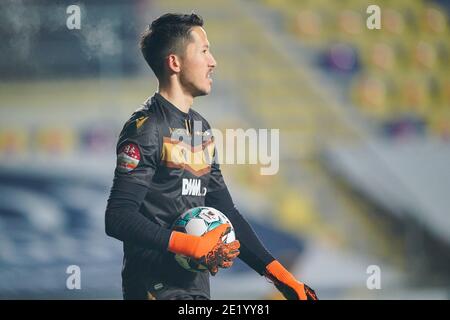 SINT TRUIDEN, BELGIQUE - JANVIER 10 : gardien de but Daniel Schmidt de Sint Truidense VV pendant le match Pro League entre STVV et Club Brugge à Stayen Banque D'Images