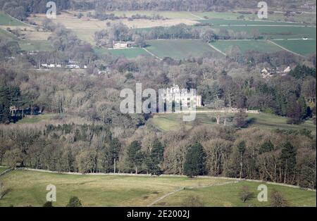 Thornbridge Hall au Grand village de Longstone dans la campagne du Derbyshire Banque D'Images