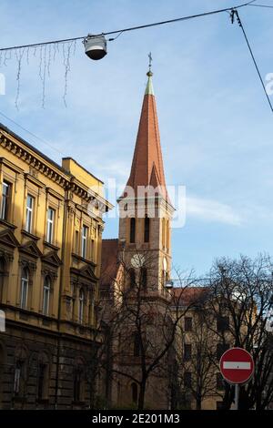 Zagreb, Croatie - 1er janvier 2021 : Église évangélique de Zagreb photographiée le matin Banque D'Images